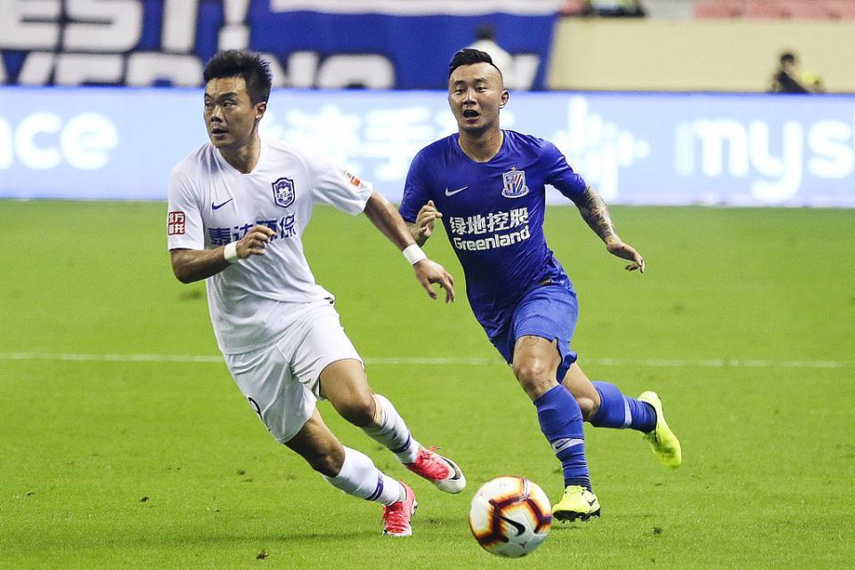 九游娱乐下载-中超9队被罚分!海港国安遭扣5分,泰山河南罚6分,蓉城等7队幸免